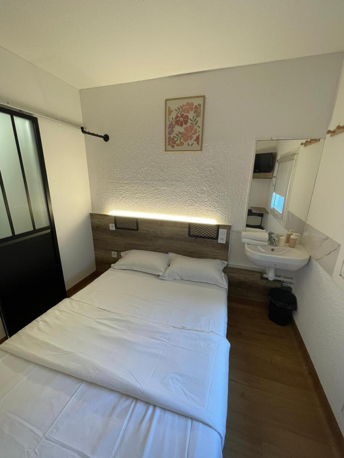 Hotel Thania Frontignan Exteriér fotografie